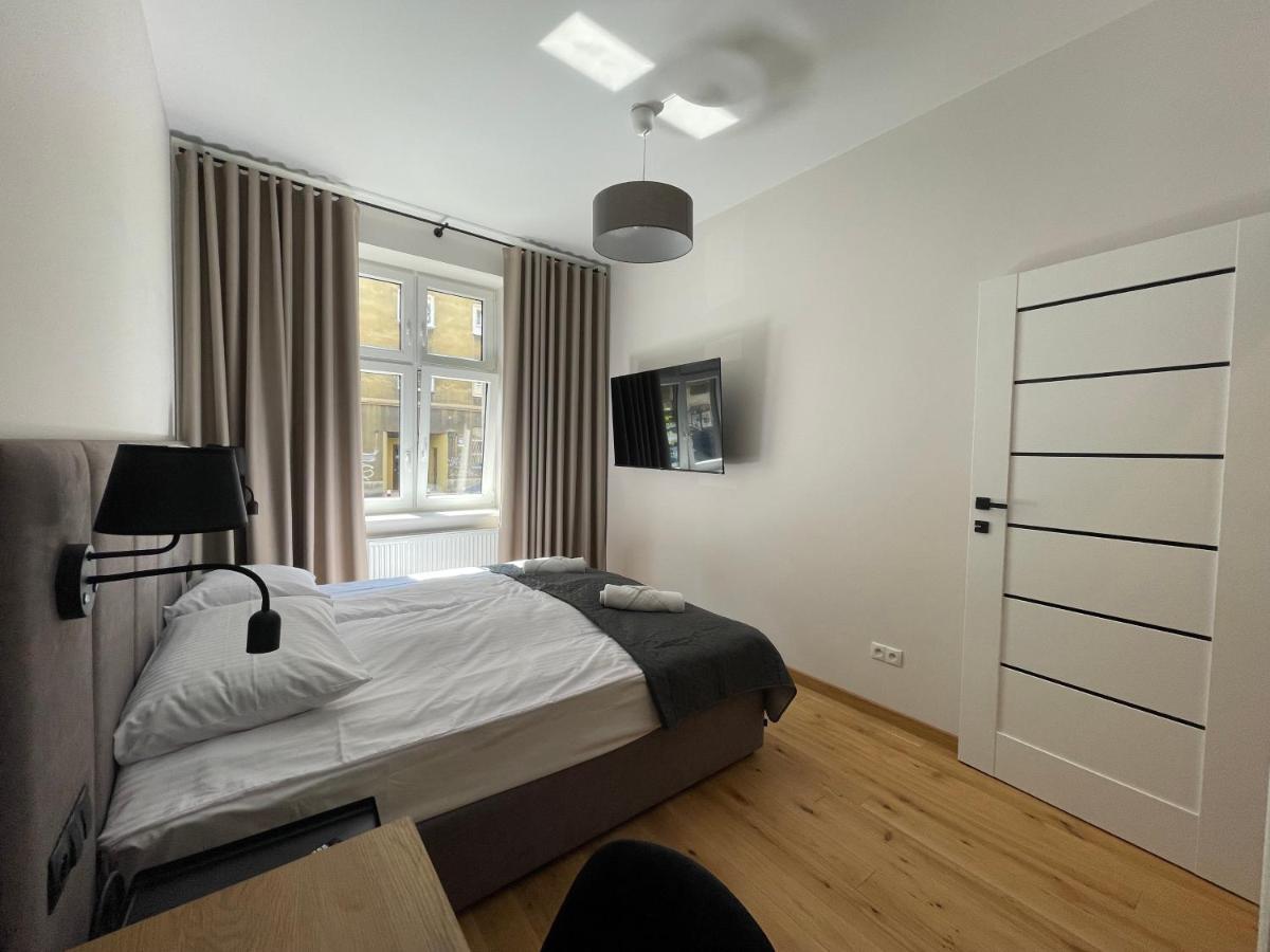 Revesen Premium Apartments Krakow Luaran gambar