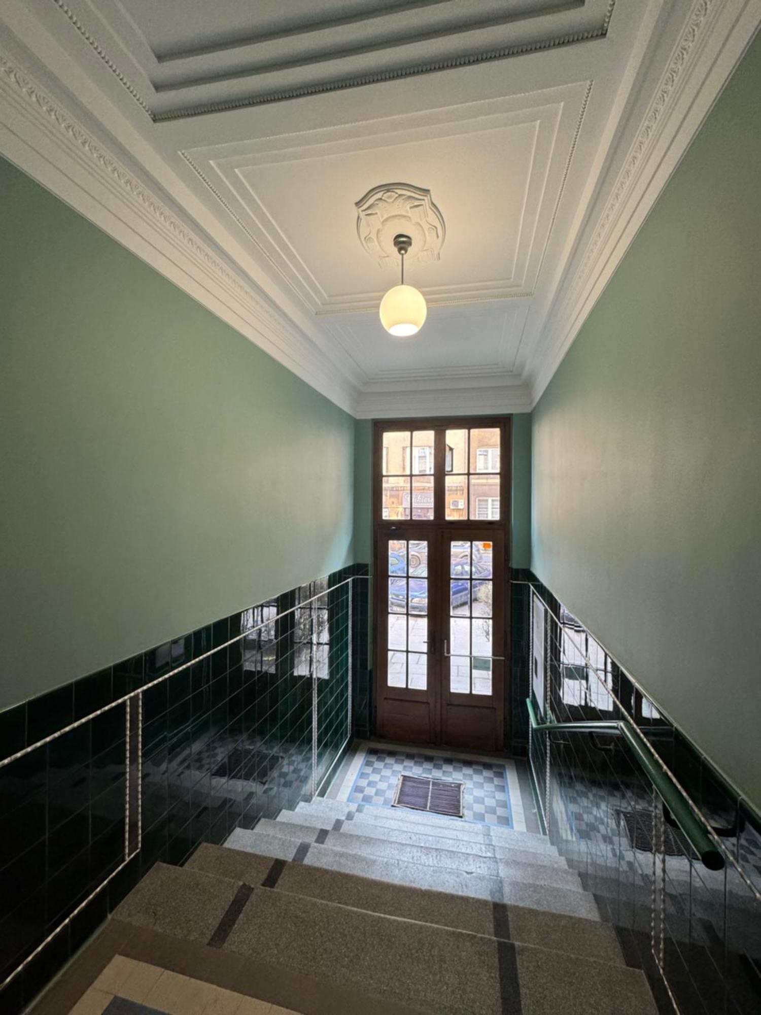 Revesen Premium Apartments Krakow Luaran gambar