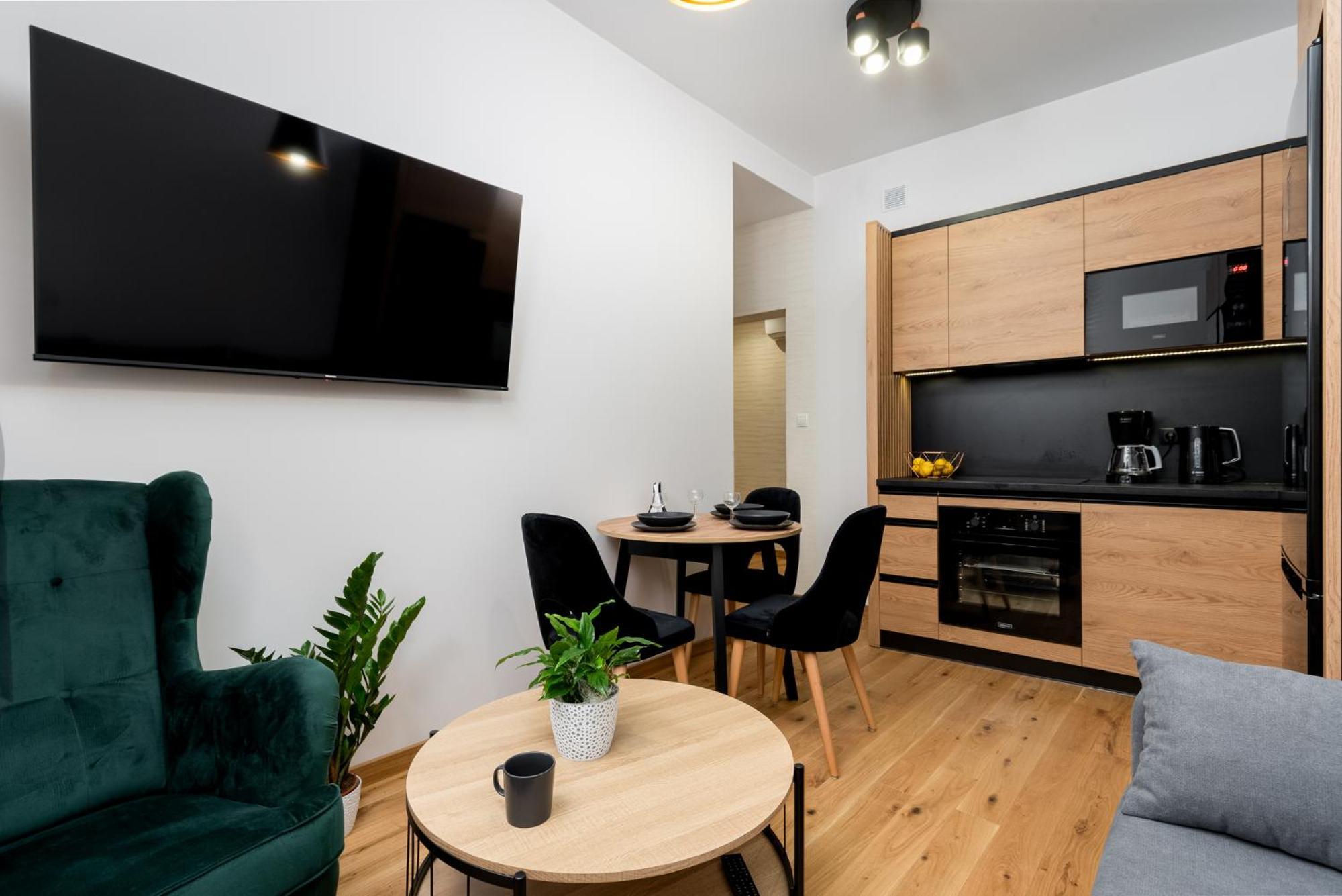 Revesen Premium Apartments Krakow Luaran gambar