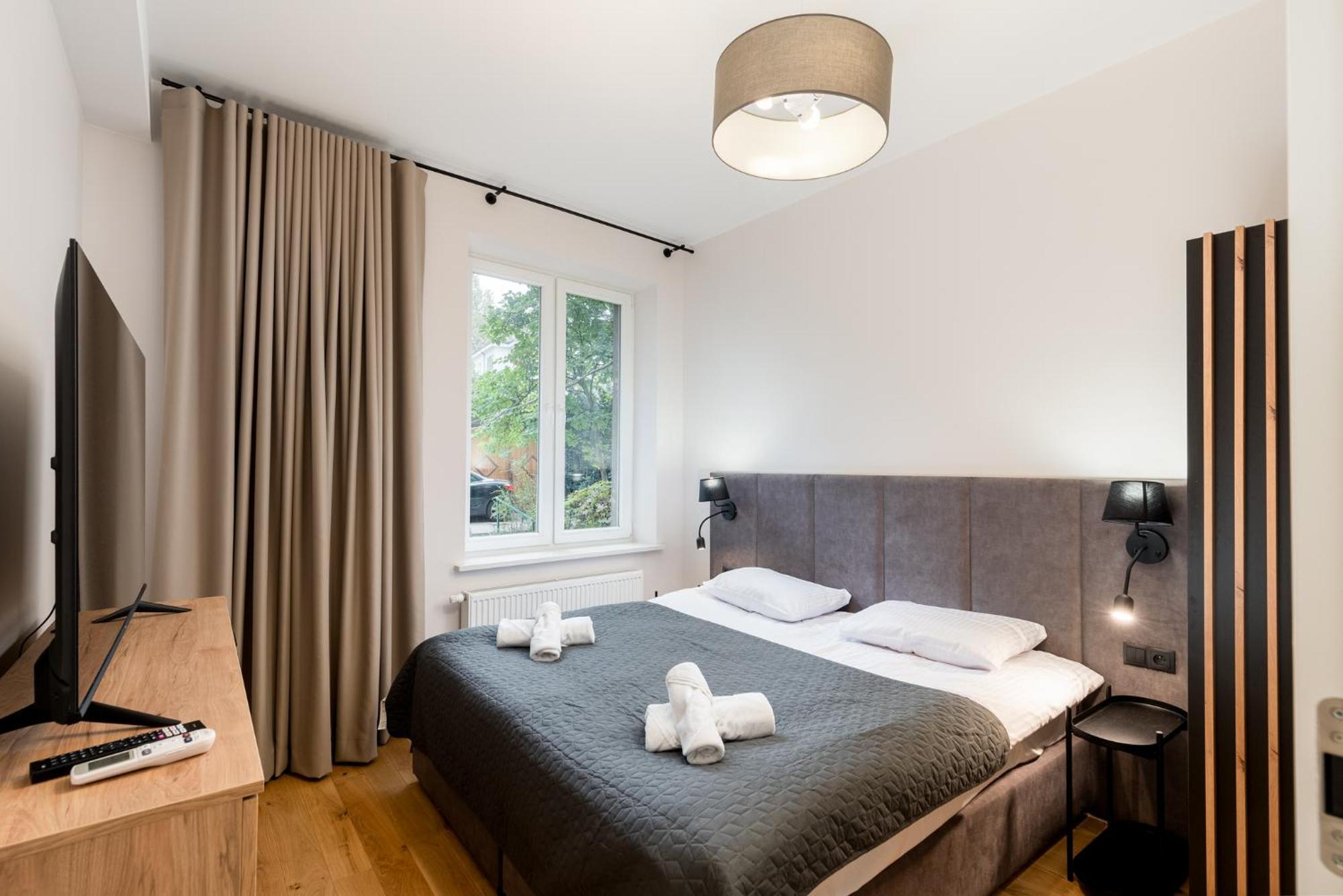 Revesen Premium Apartments Krakow Luaran gambar