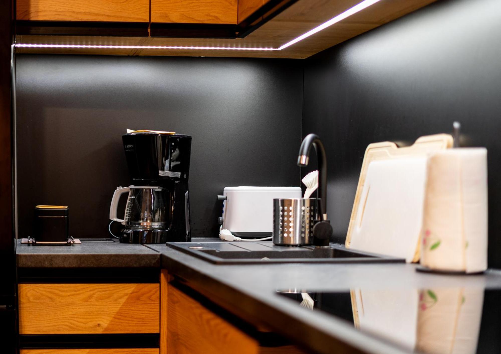 Revesen Premium Apartments Krakow Luaran gambar