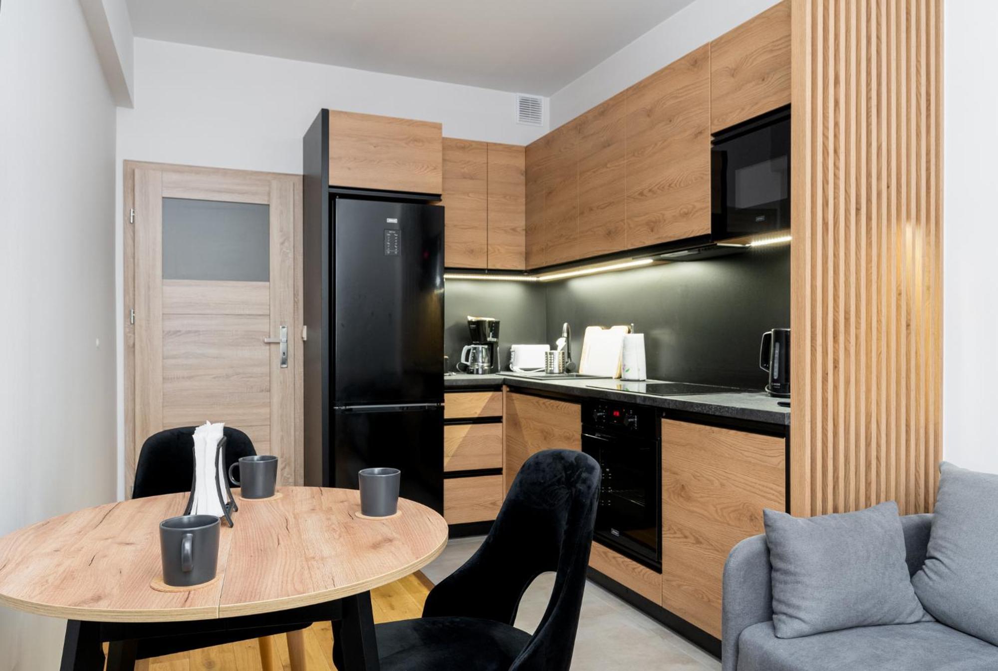 Revesen Premium Apartments Krakow Luaran gambar