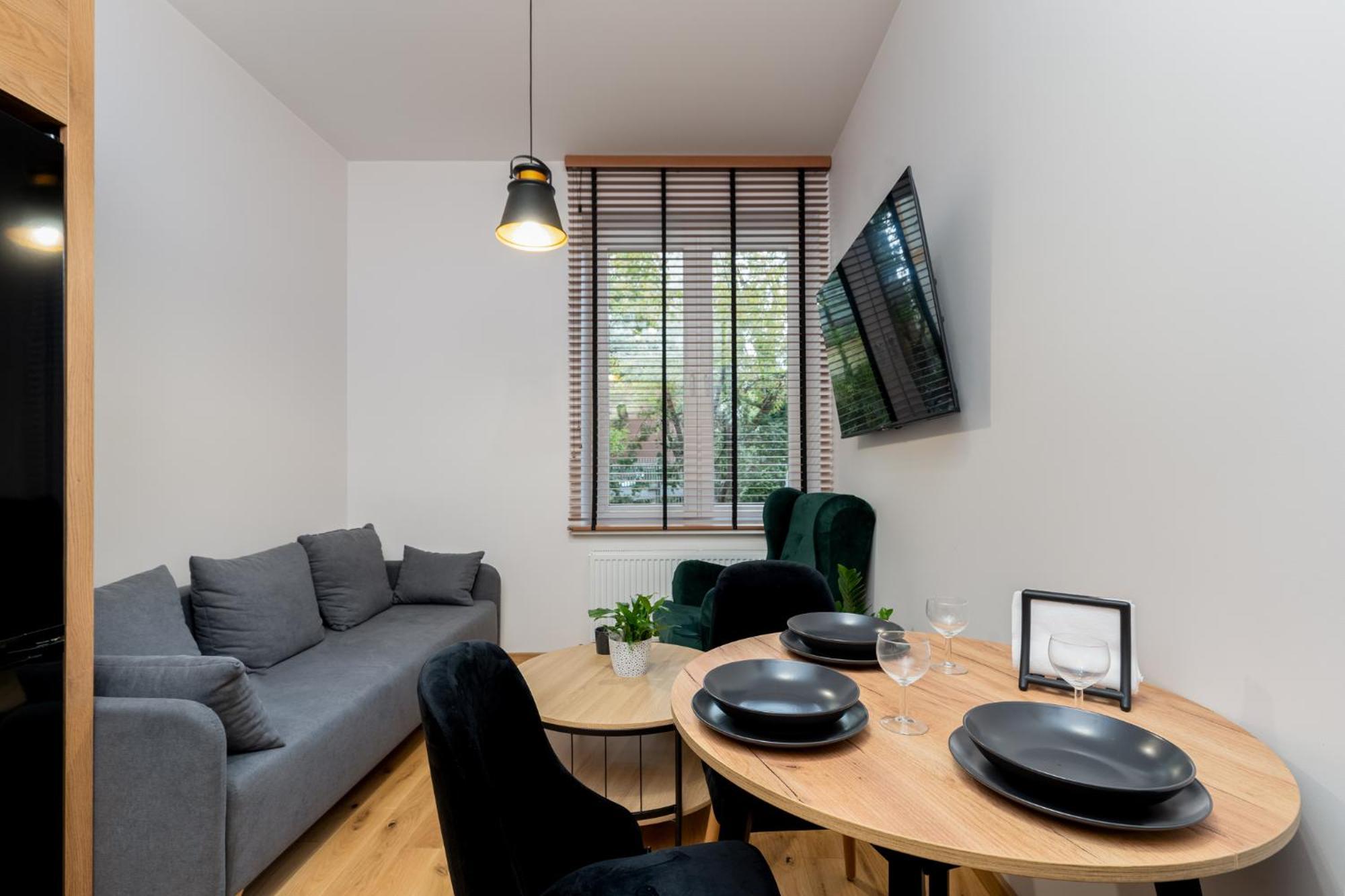 Revesen Premium Apartments Krakow Luaran gambar
