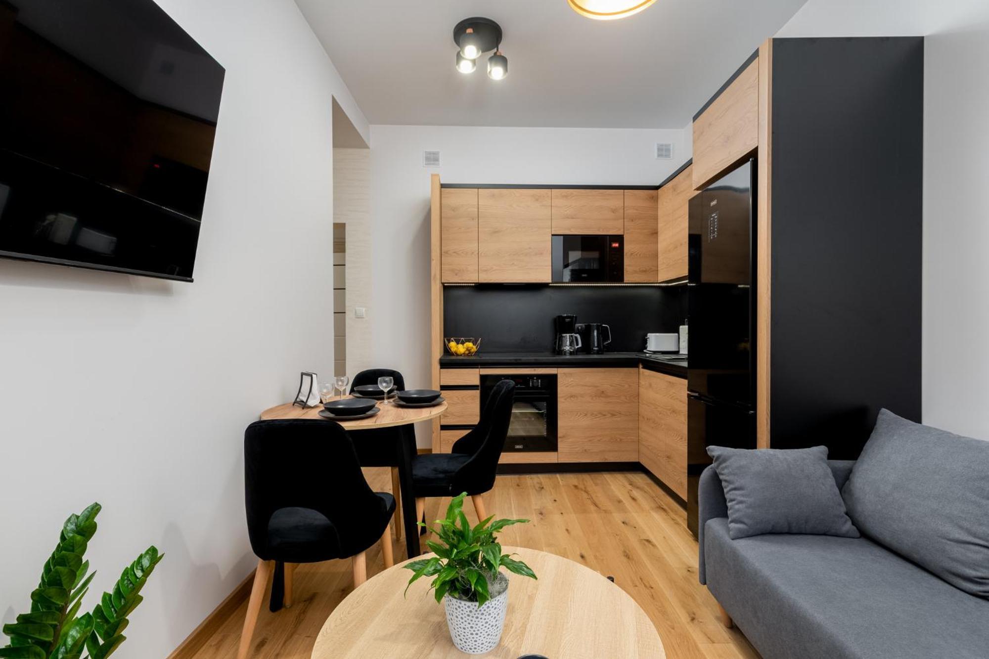 Revesen Premium Apartments Krakow Luaran gambar